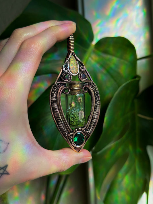 Emerald Rose Garden Terrarium Amulet