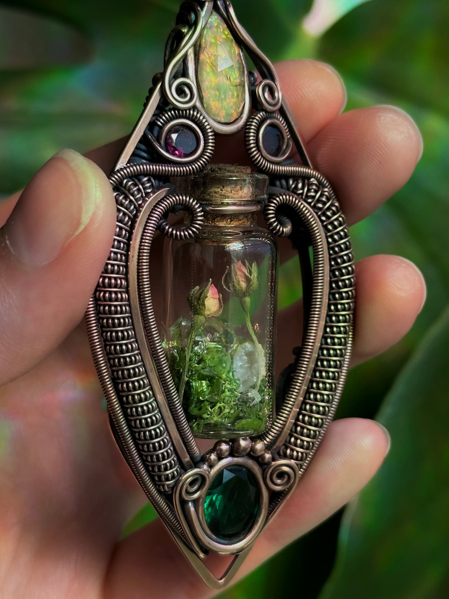 Emerald Rose Garden Terrarium Amulet