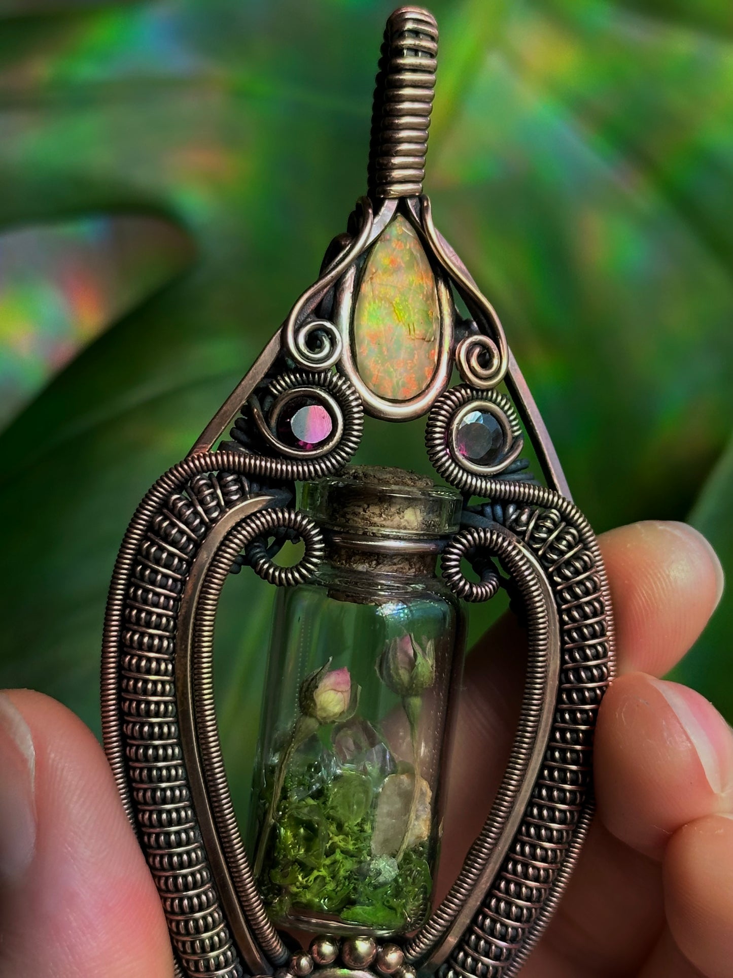 Emerald Rose Garden Terrarium Amulet