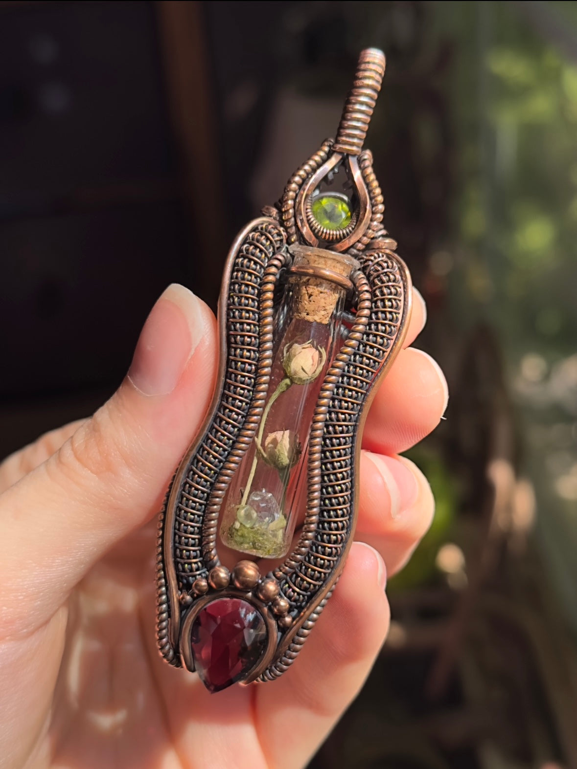 Eternal rose amulet with Garnet and Peridot