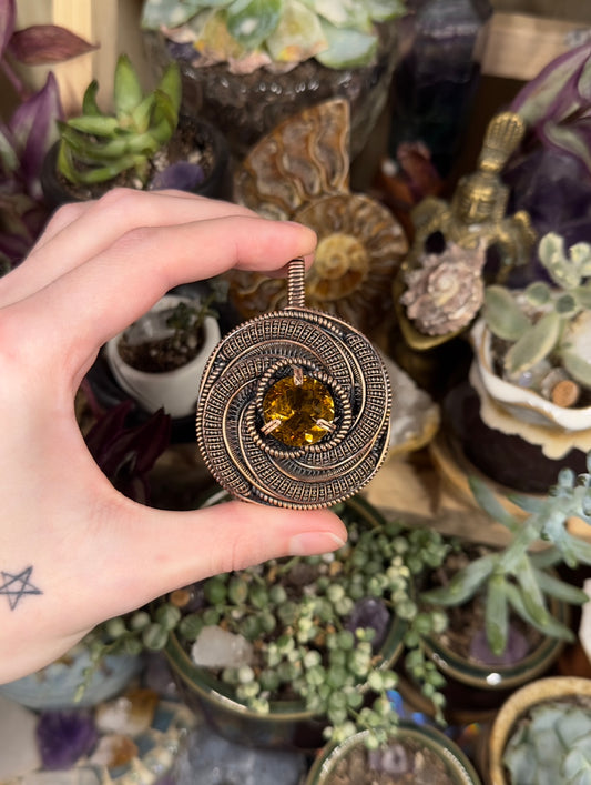 Citrine Medallion