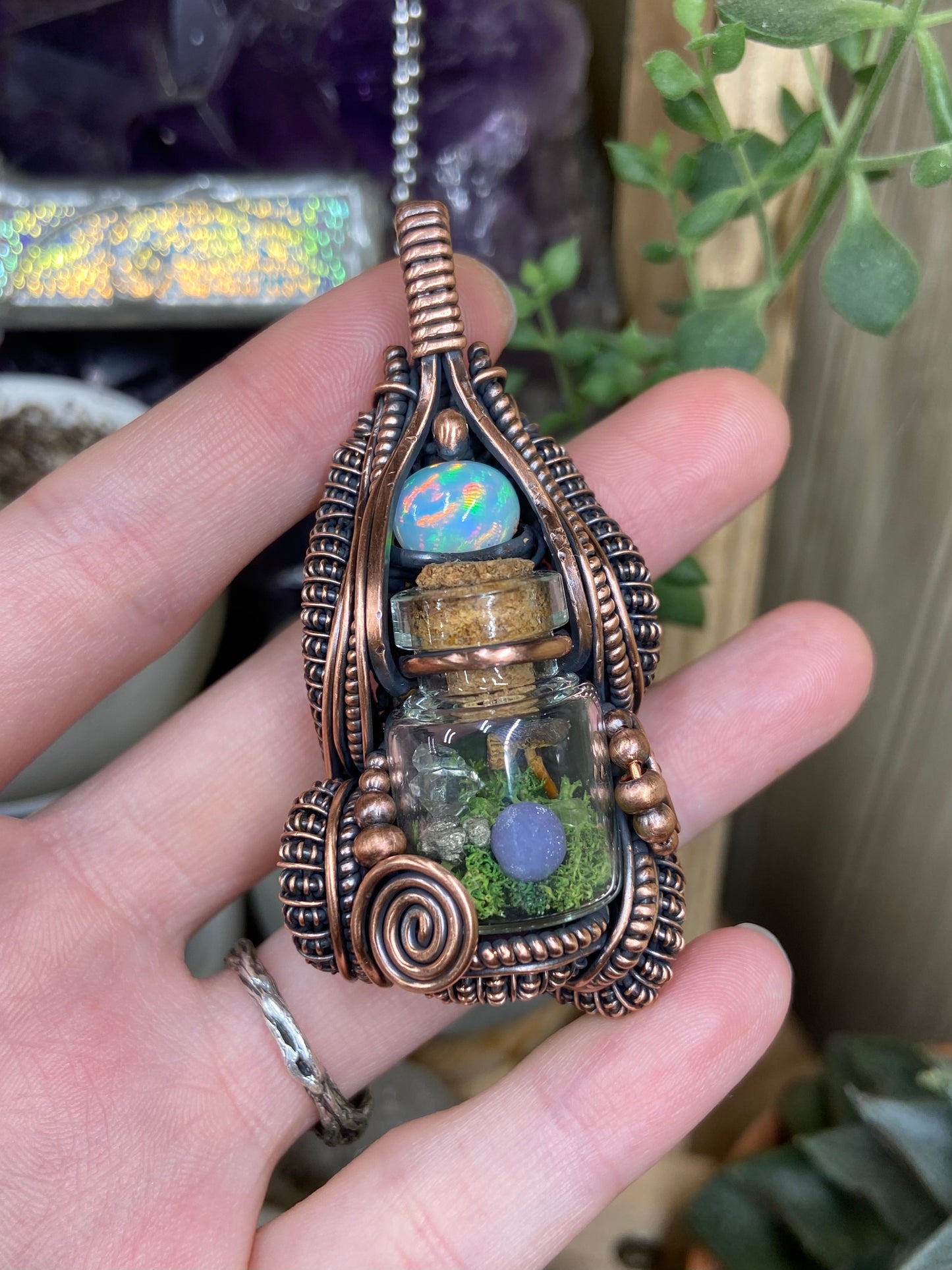 Mushroom terrarium amulet