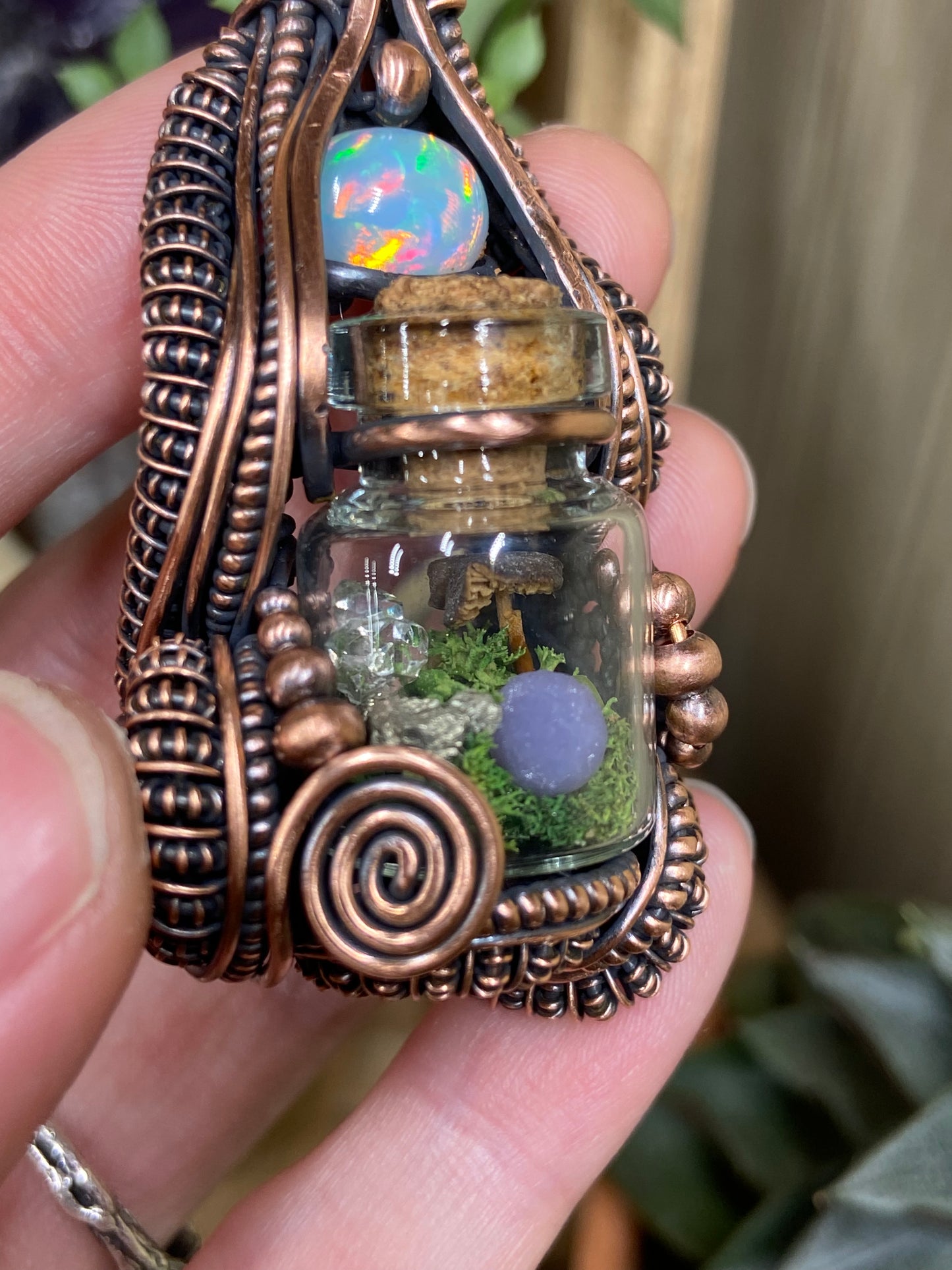 Mushroom terrarium amulet